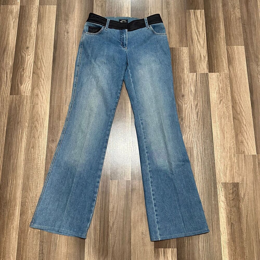 Escada Black Y2K Low Rise Bootleg Jeans. Designer details.Size (38) 6